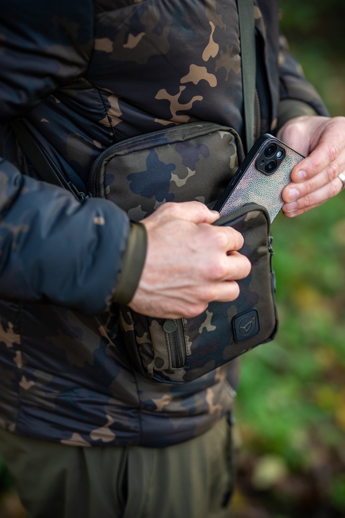 Korda Essentials Pouch Dark Kamo