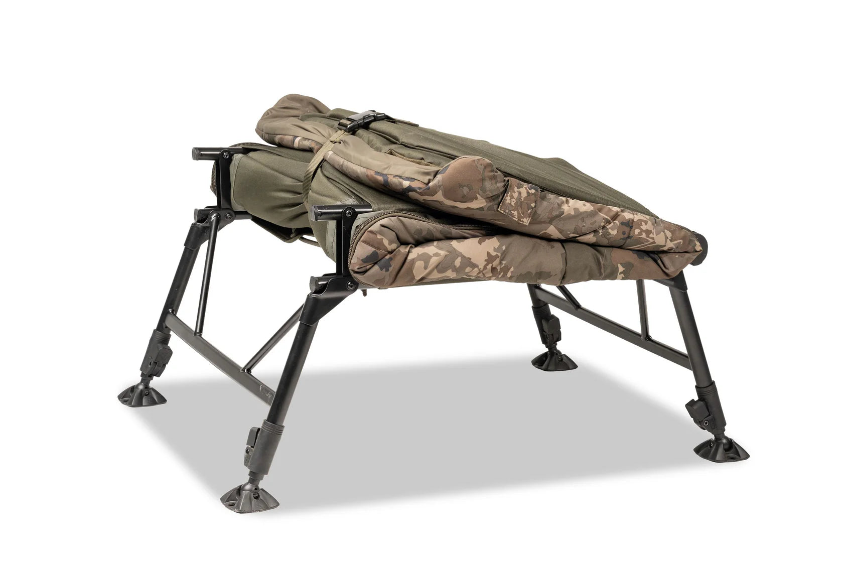 Nash Indulgence 4 Leg Junior Sleep System Camo