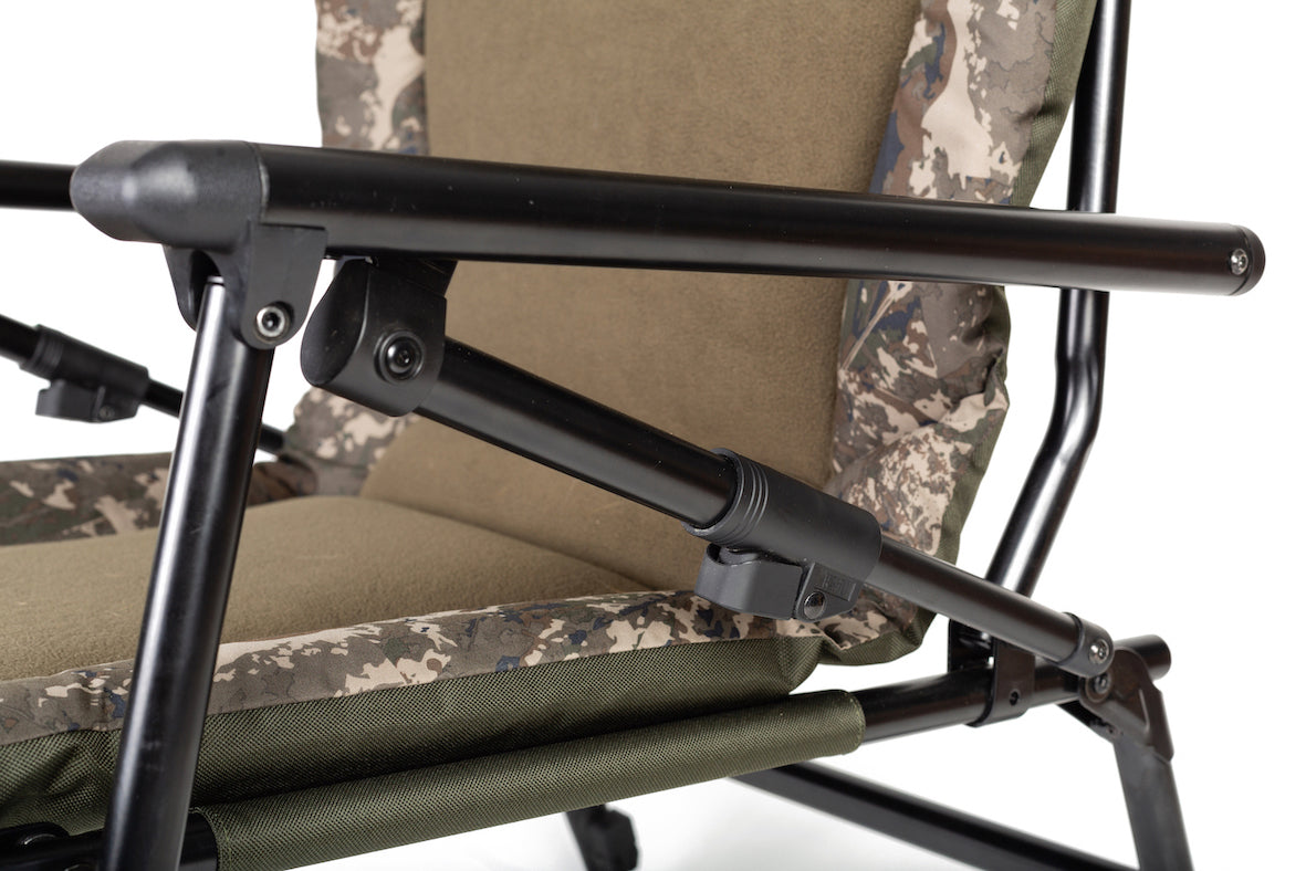 Nash Indulgence Hi Back Auto Reclining Chair Camo