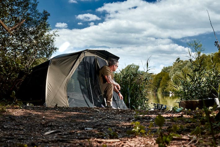 Trakker Tempest Advanced 100 Bivvy Magnetic Insect Panel