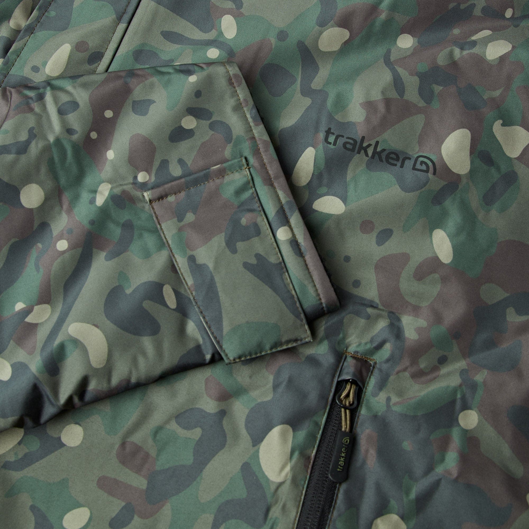 Trakker CR Camo Robes Medium-XLarge