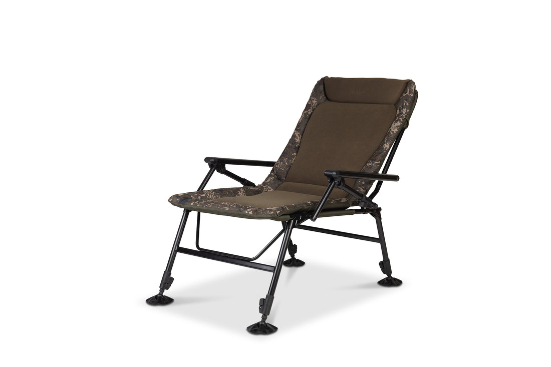 Nash Indulgence Big Daddy Auto Reclining Chair Camo