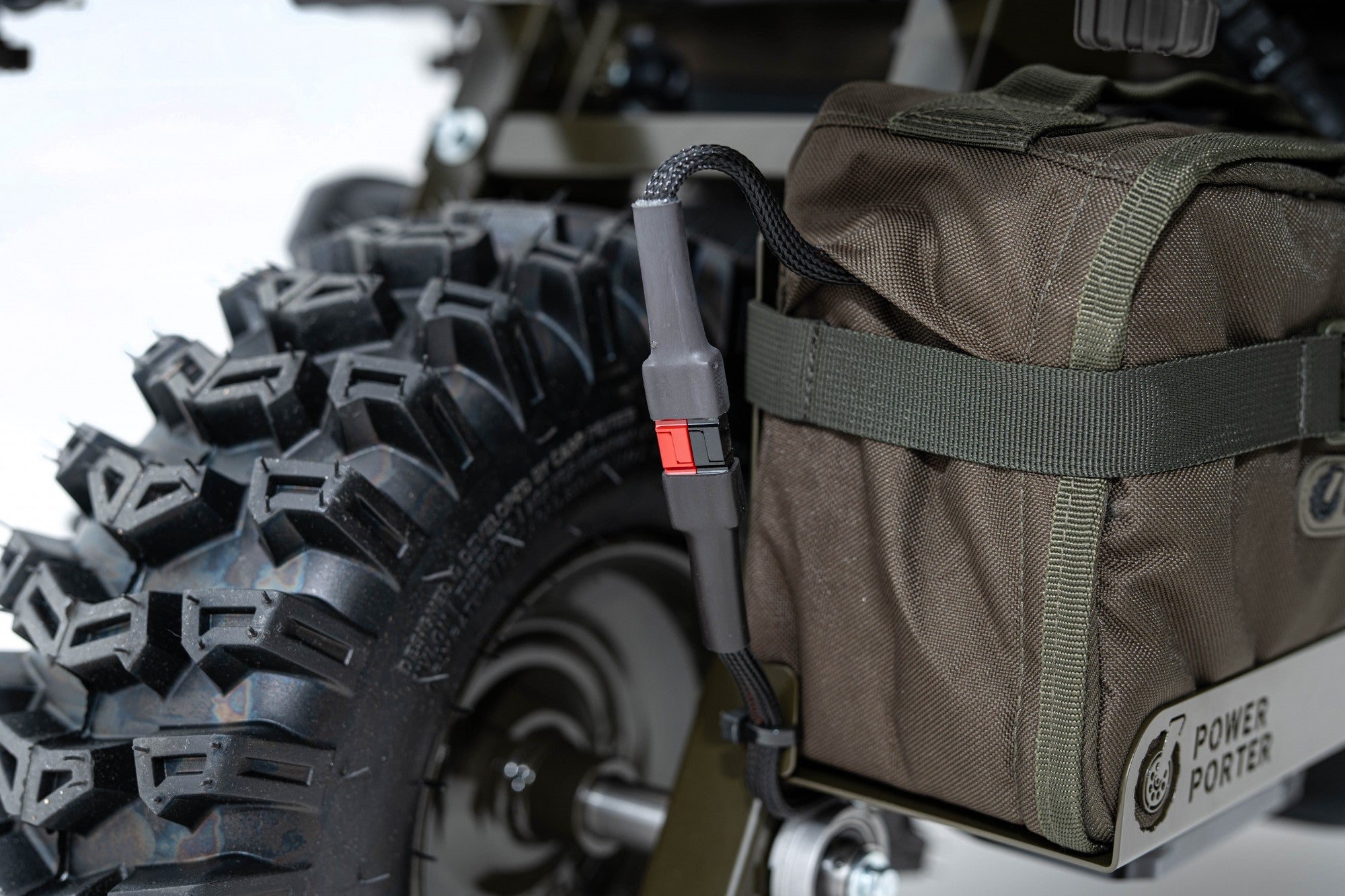 Korda Carp Porter Roamer Power Porter Green + Battery + Charger