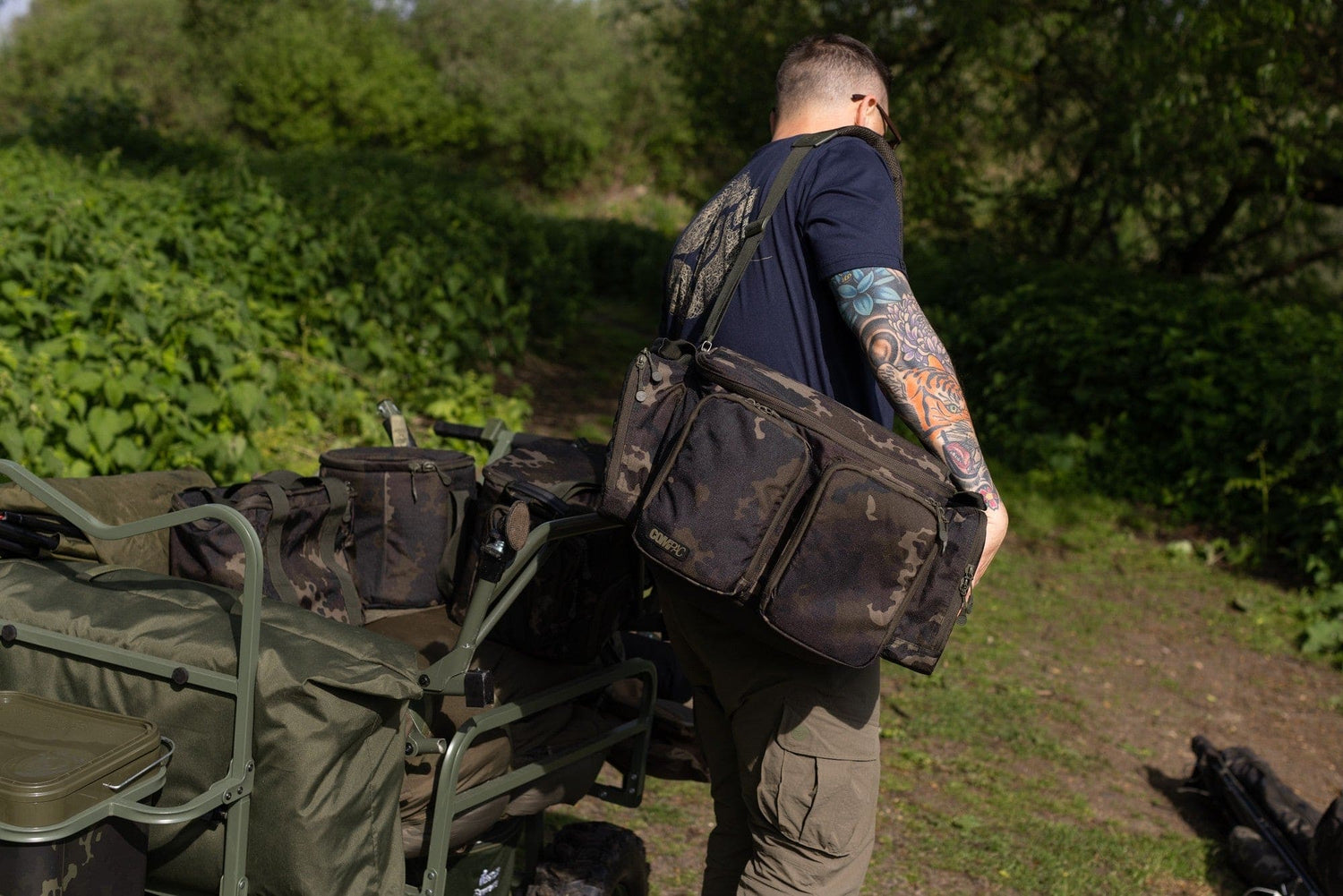 Korda Compac Large Carryall Dark Kamo