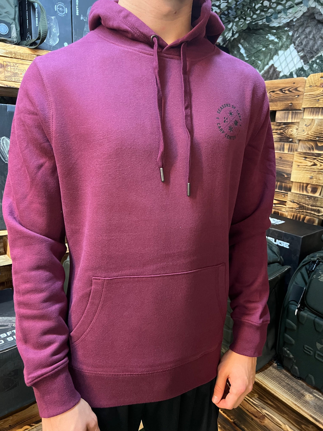 Carp Center Hoody Dark Cherry Season of Carp