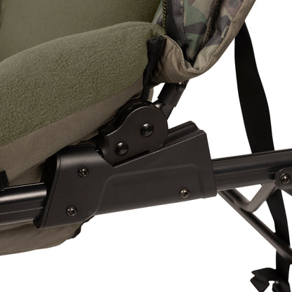 Trakker Levelite Camo Colossus Recliner Chair