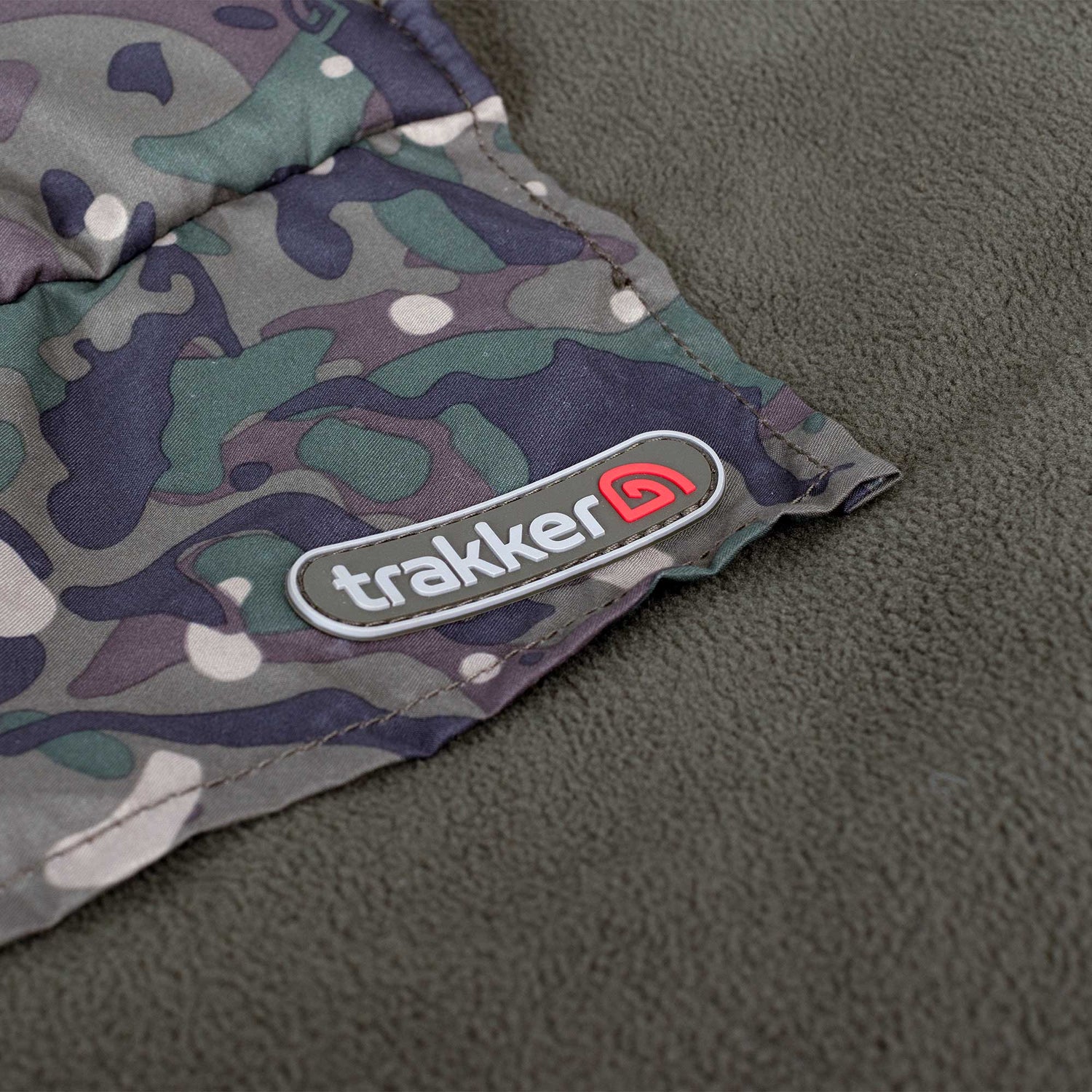 Trakker RLX Bed Cover Wide Camo