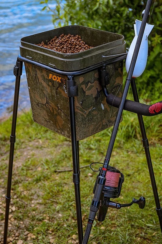 Spomb Single Bucket Stand Kit