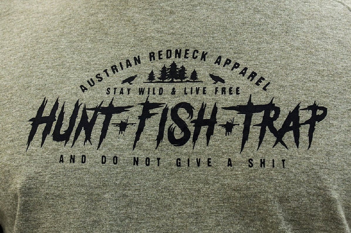 Hunt Fish Trap Shirt Medium